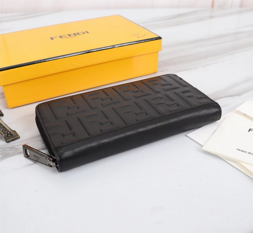 Brand FENDIModel Stainless steel single pullItem No. 868568Color blackSize 19.510.53Material large surface with imported first layer Napa cowhide, lining with black sheepskin, feel delicateFENDI zipper wallet Introductio