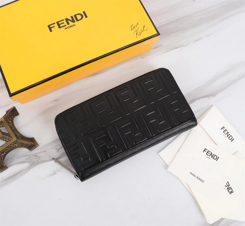 Brand FENDIModel Stainless steel single pullItem No. 868568Color blackSize 19.510.53Material large surface with imported first layer Napa cowhide, lining with black sheepskin, feel delicateFENDI zipper wallet Introductio