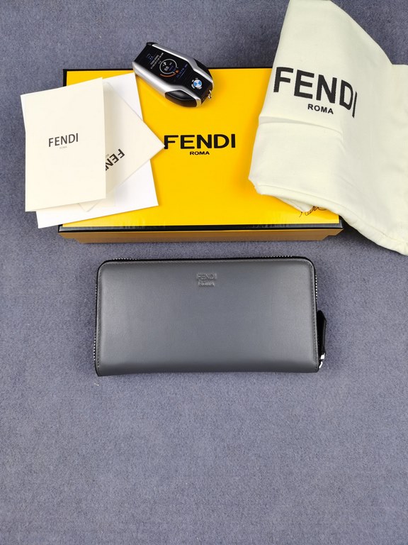 Brand FENDIModel Black 