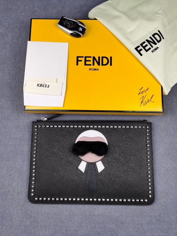 Brand FENDIModel Fendi ClutchItem No. 168568Color black   minkSize 30202cmMaterial first layer imported cross grain cowhide leather  FENDI pouch Fendi handbag   super explosive models come to pull, head imported cross gr