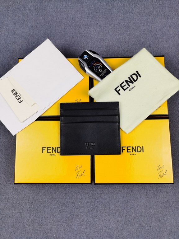 Brand FENDIStyle Black and Yellow Card CaseItem No. 2020568Color black   lemon yellowMaterial First layer imported Napa cow leatherSize 10.59FENDI short clip card bag Introduction 20 years of spring and summer of the lat