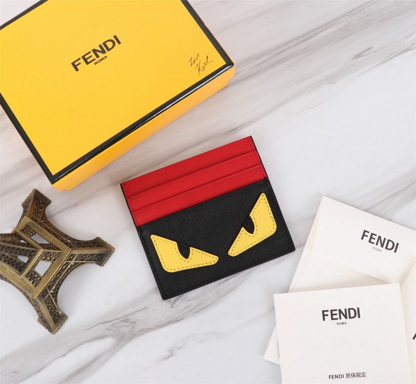 Brand FENDIStyle Yellow Card CaseItem No. 2020568Color blackMaterial imported nappa cowhide leatherSize 10.59FENDI short clip card bag Introduction the latest spring and summer card bag, using the first layer of imported