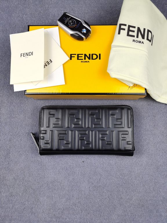 Brand FENDIModel Stainless steel single pullItem No. 868568Color blackSize 19.510.53Material large surface with imported first layer Napa cowhide, lining with black sheepskin, feel delicateFENDI zipper wallet Introductio