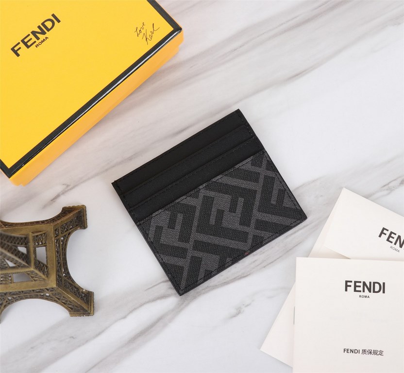 Brand FENDIStyle PVC Yellow Card CaseItem No. 2020568Color blackMaterial imported nappa leather   double letters PVCSize 10.59FENDI short clip card bag Introduction the latest spring and summer card bag, using the first 