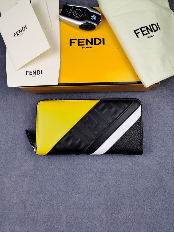 Brand FENDI FendiModel LitchiItem No. 868568Color black   lemon yellowSize 19.510.53Material large surface with imported first layer litchi grain cowhide   nappa cowhide, lining with yellow sheepskin, feel delicateFENDI 