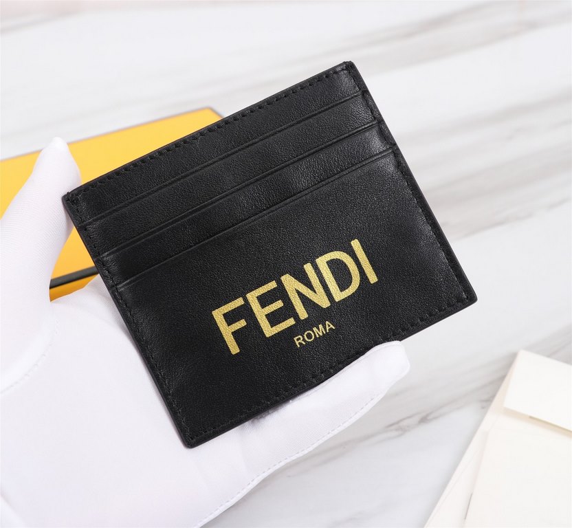 Brand FENDIStyle Monogrammed Card CaseItem No. 2020568Color BlackMaterial imported nappa cowhide leatherSize 10.59FENDI short clip card bag Introduction the latest spring and summer card bag, using the first layer of imp