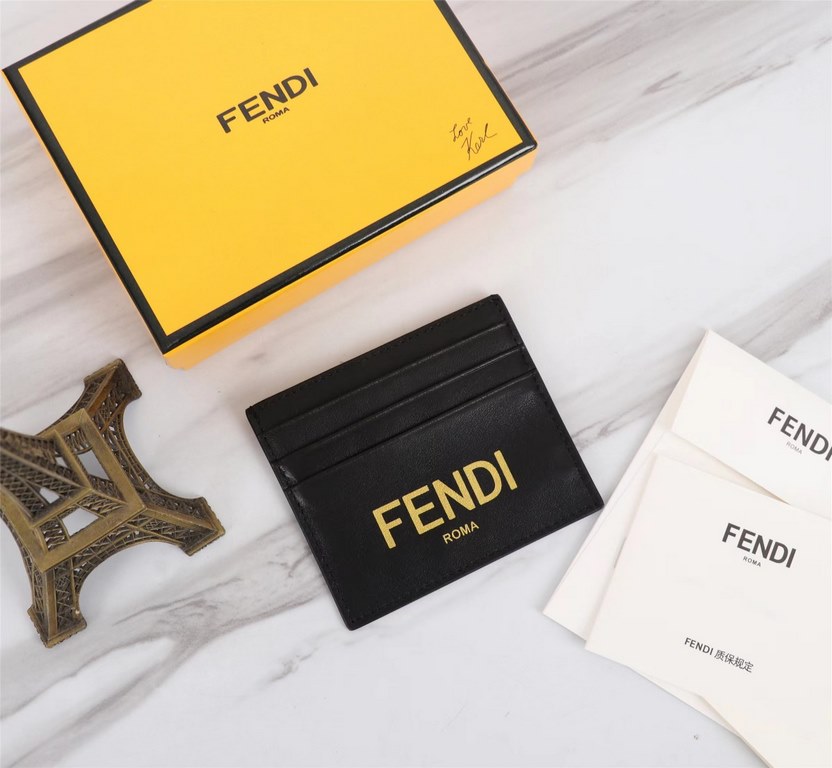 Brand FENDIStyle Monogrammed Card CaseItem No. 2020568Color BlackMaterial imported nappa cowhide leatherSize 10.59FENDI short clip card bag Introduction the latest spring and summer card bag, using the first layer of imp