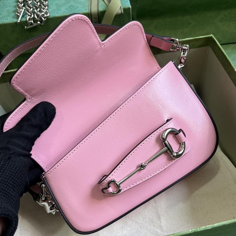 .   With a full set of original green box packaging  Gucci Horsebit 1955 Collection Mini Shoulder Bag. The brand honors the 70th anniversary of the horsebit accessory with a fresh take on the iconic design and silhouette