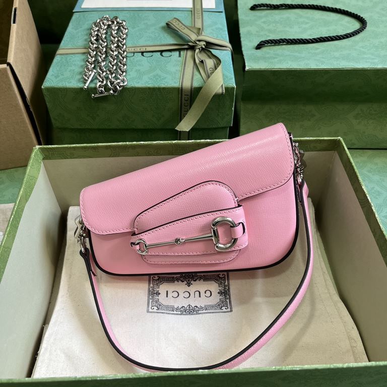 .   With a full set of original green box packaging  Gucci Horsebit 1955 Collection Mini Shoulder Bag. The brand honors the 70th anniversary of the horsebit accessory with a fresh take on the iconic design and silhouette