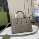 .   with a full set of original green box packaging   [New] Gucci Jackie series small tote bag. Jackie series launched a new small tote bag, charming interpretation of elegance charm and exquisite style. This single prod