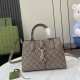 .   with a full set of original green box packaging   [New] Gucci Jackie series small tote bag. Jackie series launched a new small tote bag, charming interpretation of elegance charm and exquisite style. This single prod