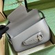 .   With a full set of original green box packaging  Gucci Horsebit 1955 series small shoulder bag. For the 70th anniversary of the iconic horsebit accessory, the brand has revitalized its collection with a blend of func