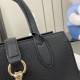 .   with a full set of original green box packaging   [New] Gucci Jackie series small tote bag. Jackie series launched a new small tote bag, charming interpretation of elegance charm and exquisite style. This single prod