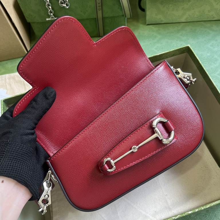 .   With a full set of original green box packaging  Gucci Horsebit 1955 Collection Mini Shoulder Bag. The brand honors the 70th anniversary of the horsebit accessory with a fresh take on the iconic design and silhouette