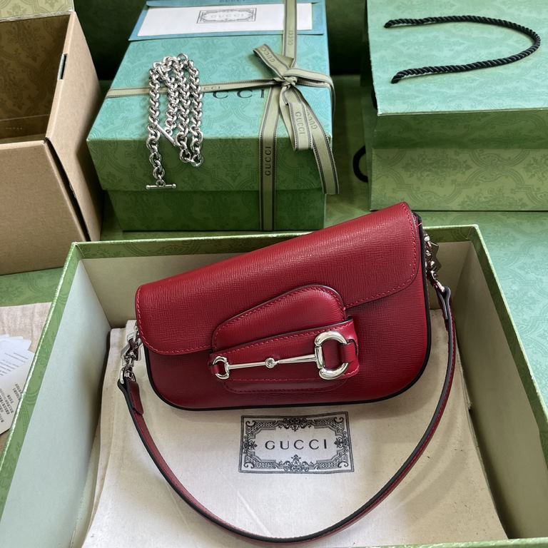 .   With a full set of original green box packaging  Gucci Horsebit 1955 Collection Mini Shoulder Bag. The brand honors the 70th anniversary of the horsebit accessory with a fresh take on the iconic design and silhouette