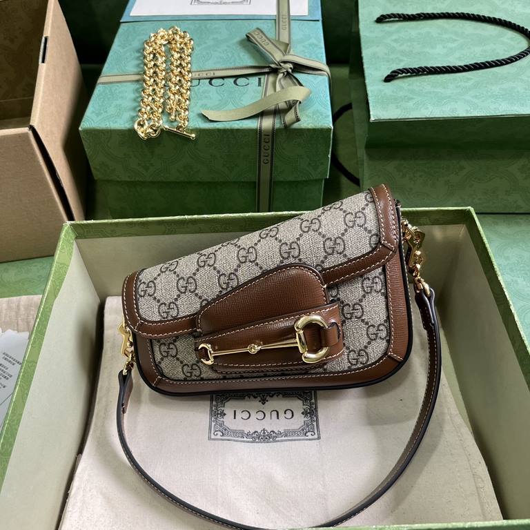 .   With a full set of original green box packaging  Gucci Horsebit 1955 Collection Mini Shoulder Bag. The brand honors the 70th anniversary of the horsebit accessory with a fresh take on the iconic design and silhouette