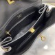 .   Parisienne             shipped  Rodeo black handbag, old gold metal fittings, design inspiration injected a lot of anti-utopian cool and antique effect, using a single handle and flap and lock of the large opening de