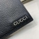 .   With a full set of original green box packaging   decorated with Gucci logo bifold wallet. The men's everyday accessory collection is made of classic black leather, and the Early Spring 2024 collection features the G