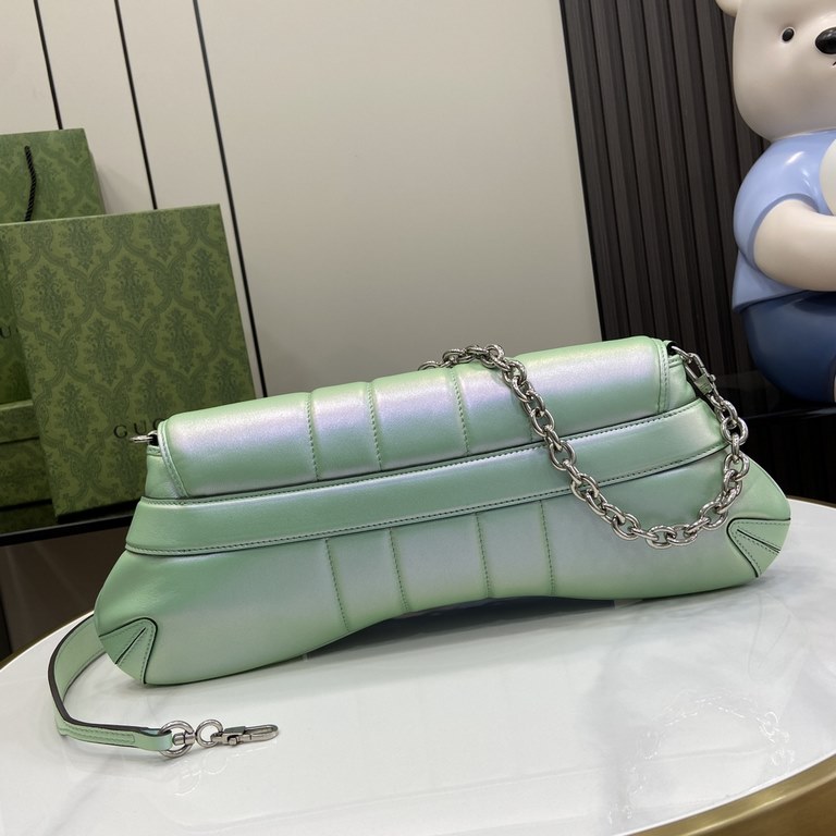 .   with a full set of original green box packaging   [New] Gucci Horsebit Chain series of medium-sized shoulder bag. Gucci reinterpretation of the brand's classic elements, the classic design and fashionable creativity 