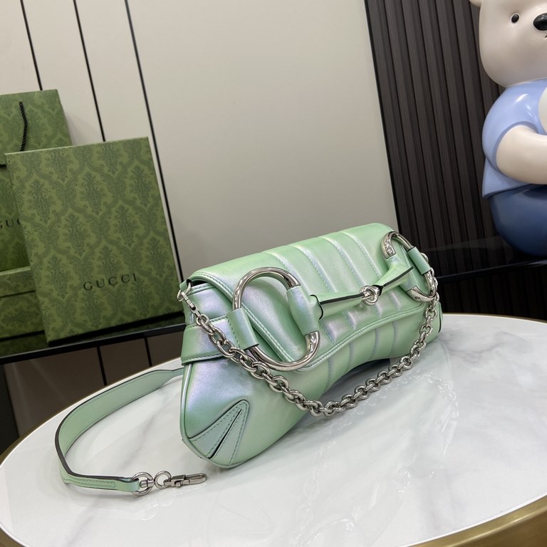 .   with a full set of original green box packaging   [New] Gucci Horsebit Chain series of medium-sized shoulder bag. Gucci reinterpretation of the brand's classic elements, the classic design and fashionable creativity 