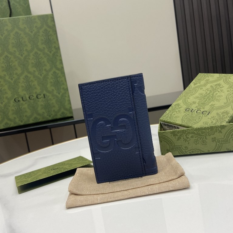 .   with a full set of original green box packaging   Super Double G Card Holder.Gucci translates heritage, creativity and innovation into colorful collections for the brand. From staple pieces to personalized accessorie