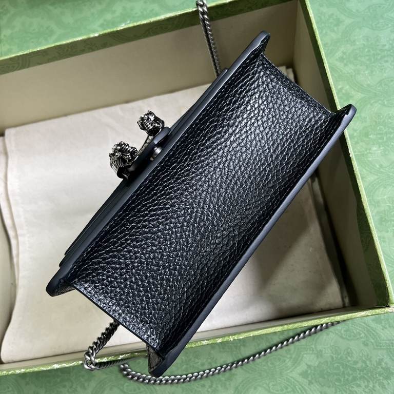 .   with a full set of original green box packaging  Dionysus series mini handbag.CAOGN 11552023 early fall collection of this Dionysus series of handbags to the interpretation of the mini shape, black leather craftsmans