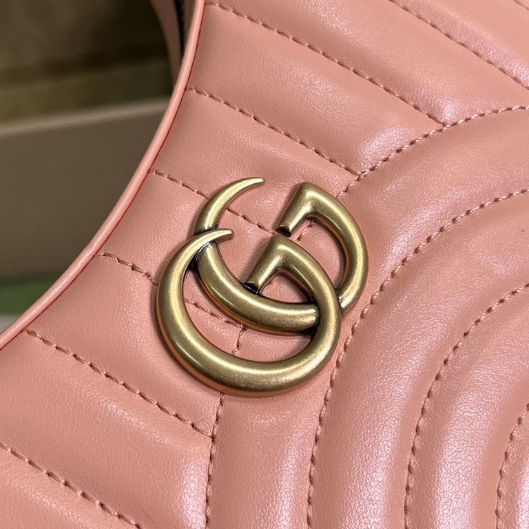 .  With full set of original green box packaging GG Marmont series quilted mini handbag.Gucci's classic pieces continue to reinvigorate themselves around the brand's evolving aesthetic. Sunset orange shines in the Spring