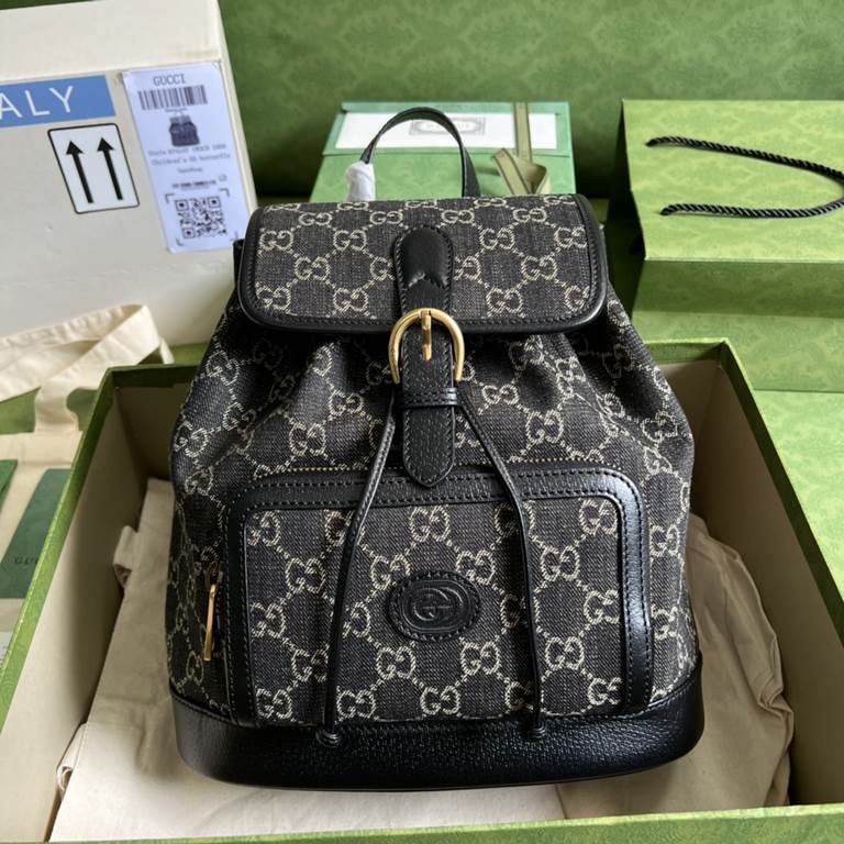 .   With full set of original green box packaging  GG Denim fabric is a classic material widely used in the brand's handbag and ready-to-wear collections. In the Gucci Love March fashion collection, this recognizable cla