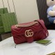 .   with full set of original green box packaging   [New] GG Marmont series quilted mini handbag. This GG Marmont collection mini handbag is made of highly recognizable shape, neutral burgundy quilted V-shaped leather, s