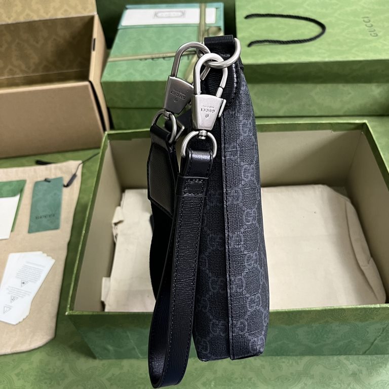 .   with full original green box packaging   interlocking double G messenger bag.Drawing on vintage travel inspiration, the black GG Supreme canvas luggage from Gucci's latest collection pays homage to Mr. Guccio Gucci's