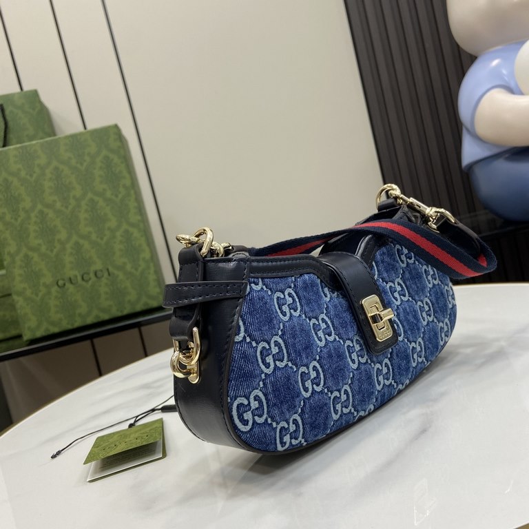 .   With full set of original green box packaging   [New] Gucci Moon Side Collection Mini Shoulder Bag. This single product from the Gucci Lido series, the design is inspired by the Italian coast of summer flavor and bea