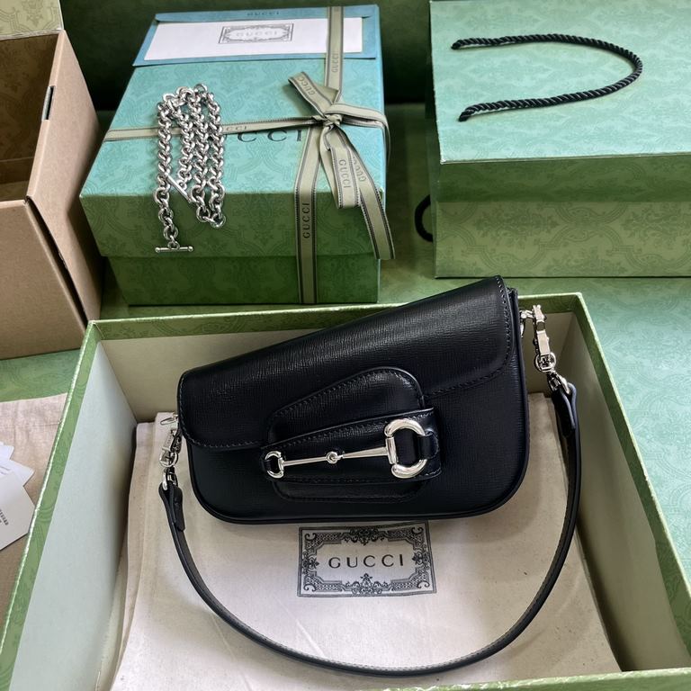 .   With a full set of original green box packaging  Gucci Horsebit 1955 Collection Mini Shoulder Bag. The brand honors the 70th anniversary of the horsebit accessory with a fresh take on the iconic design and silhouette