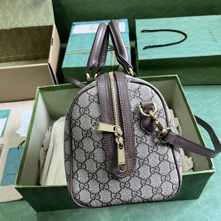 .   Comes with a full set of original green box packaging  Ophidia Collection GG Medium Tote Bag. A house classic, GG Supreme canvas has become an iconic fabric in the world of Gucci design. The fabric has been featured 