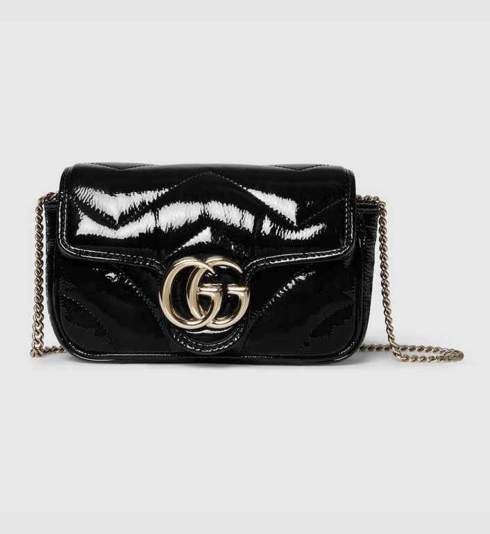 [New] GG Marmont Series Super Mini HandbagModel No.476433 AABZK 1000The same-tone double-G accessory design injects a traditional essence into the brand's contemporary style, bringing a timeless piece to the closet. This