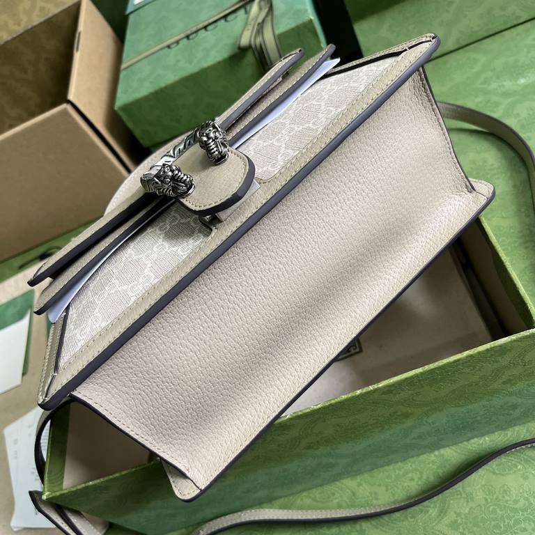 .   Comes with a full set of original green box packaging  Dionysus Collection Small Tote Bag. Crafted from beige and white GG Supreme canvas, this tote has a sturdy shape and is trimmed with subtle oatmeal leather pipin