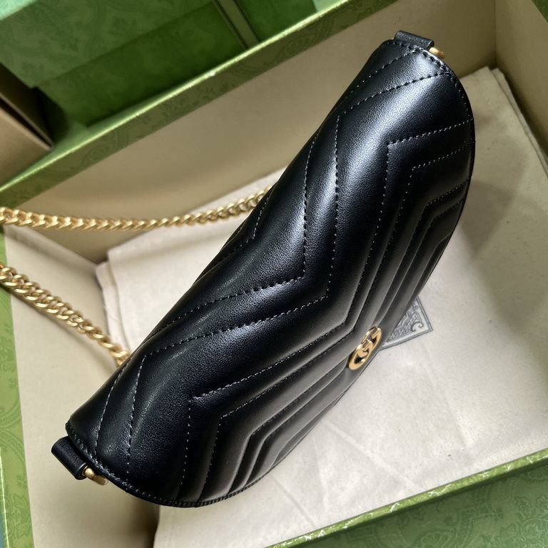 .  With full original green box packaging New Gucci   Style DTDHT 9022.Double G hardware brings the past into the House's present with the idea that a treasured closet is rich with items that can be worn season after sea