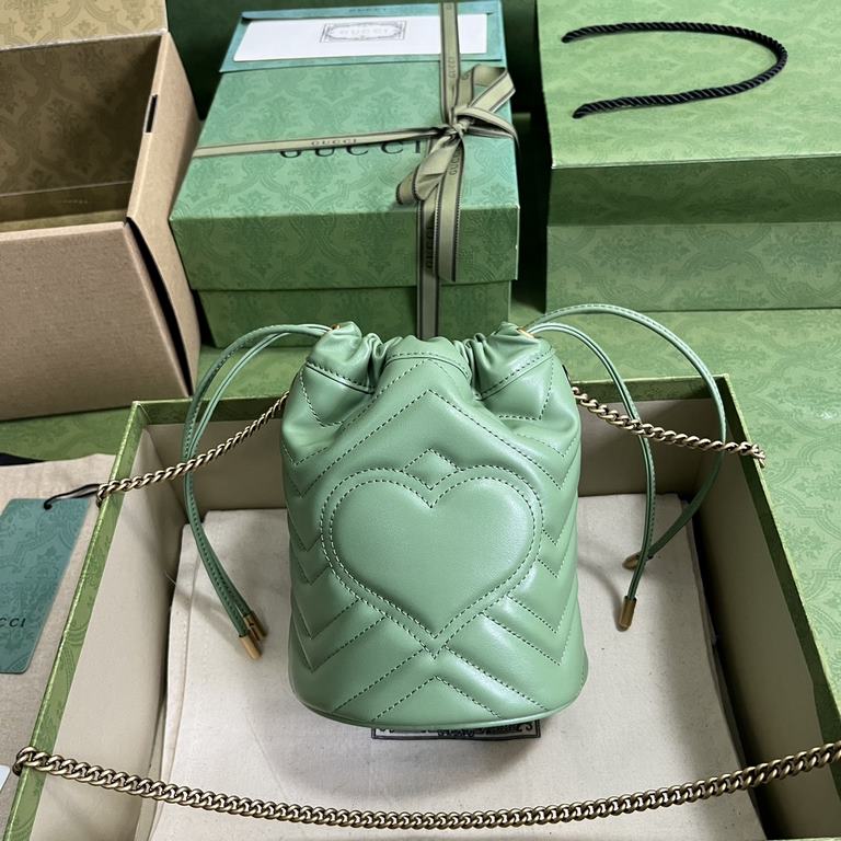 .   With full set of original green box packaging  GG MARMONT MATLASS mini bucket bag style. Inspired by nature's primary colors, Gucci's timeless designs continue to present new iterations season after season. For Sprin