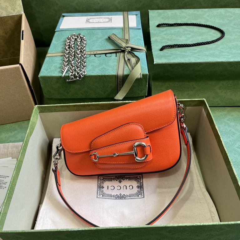 .   With a full set of original green box packaging  Gucci Horsebit 1955 Collection Mini Shoulder Bag. The brand honors the 70th anniversary of the horsebit accessory with a fresh take on the iconic design and silhouette