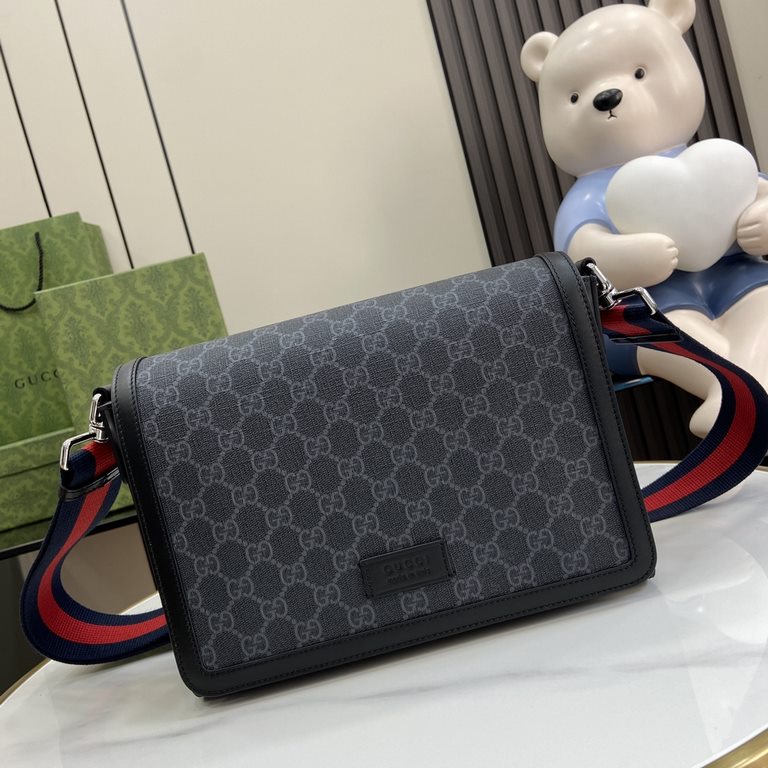 .   Comes with a full set of original green box packaging.  GG Crossbody Bag.GG Supreme canvas is the brand's timeless and classic material. It's made from a coated microfiber fabric that's soft and flexible. On this cro