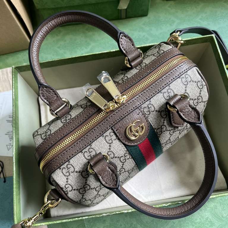 .   With a full set of original green box packaging  Ophidia Collection GG Mini Tote Bag. An iconic piece of the brand, GG Supreme canvas has become a signature fabric in the world of Gucci design. The fabric has been fe