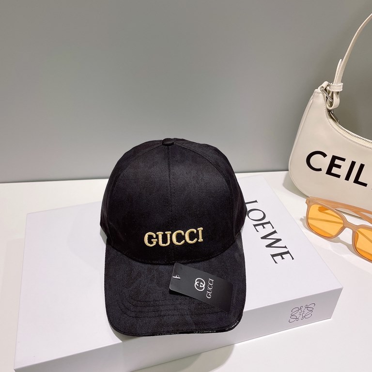 With dust bag[GUCCI Gucci embroidered baseball cap  , counter new simple and very trendy! Casual sports models, classic production, super good with clothes!