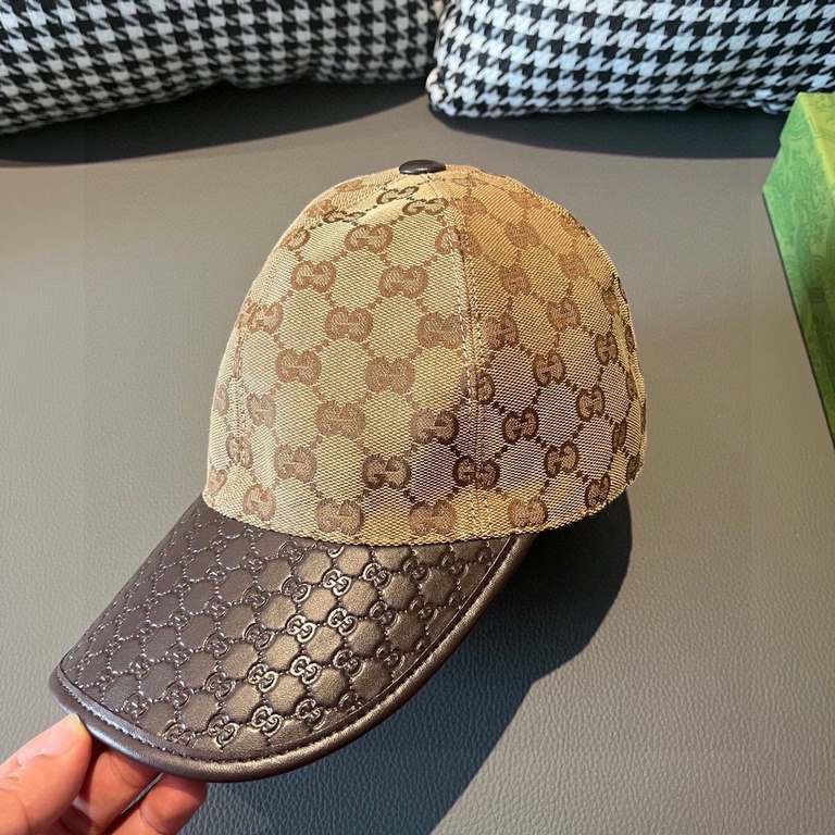 With box cloth bag, Gucci (Gucci) classic original single baseball cap, small double G cowhide splicing, 11 open mold ordering, superb quality! Brim head layer cowhide embossing, excellent quality! Basic head circumferen