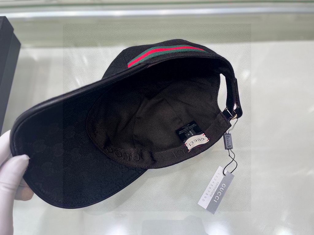 With box cloth bag, Gucci (Gucci) original single baseball cap, stamping double G, 11 open mold customized, the highest version, the original canvas material   head layer cowhide, cotton lining, light and breathable, phy