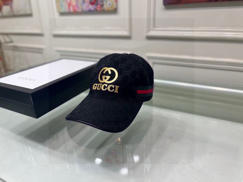 With box cloth bag, Gucci (Gucci) original single baseball cap, stamping double G, 11 open mold customized, the highest version, the original canvas material   head layer cowhide, cotton lining, light and breathable, phy