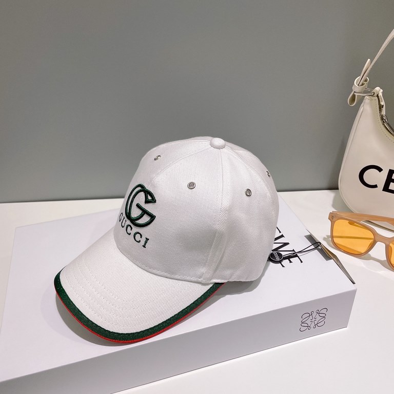 GUCCI Gucci] Official website synchronization on-line   Korean version of the new new   original quality fashion models   men and women universal baseball cap   senior embroidery logo high-end quality   counter rob goods