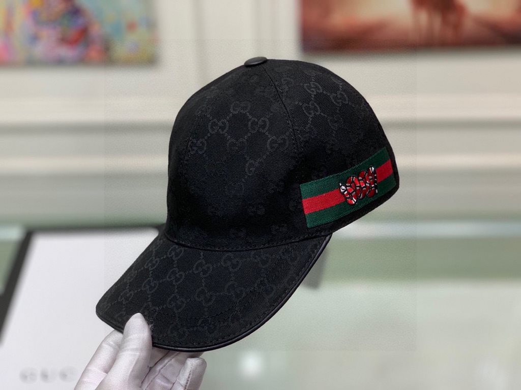 With box bag, Gucci (Gucci) new original single baseball cap, embroidered python, 11 open mold customized, heavy embroidery, delicate luxury, details comparable to the counter, original canvas material   head layer cowhi