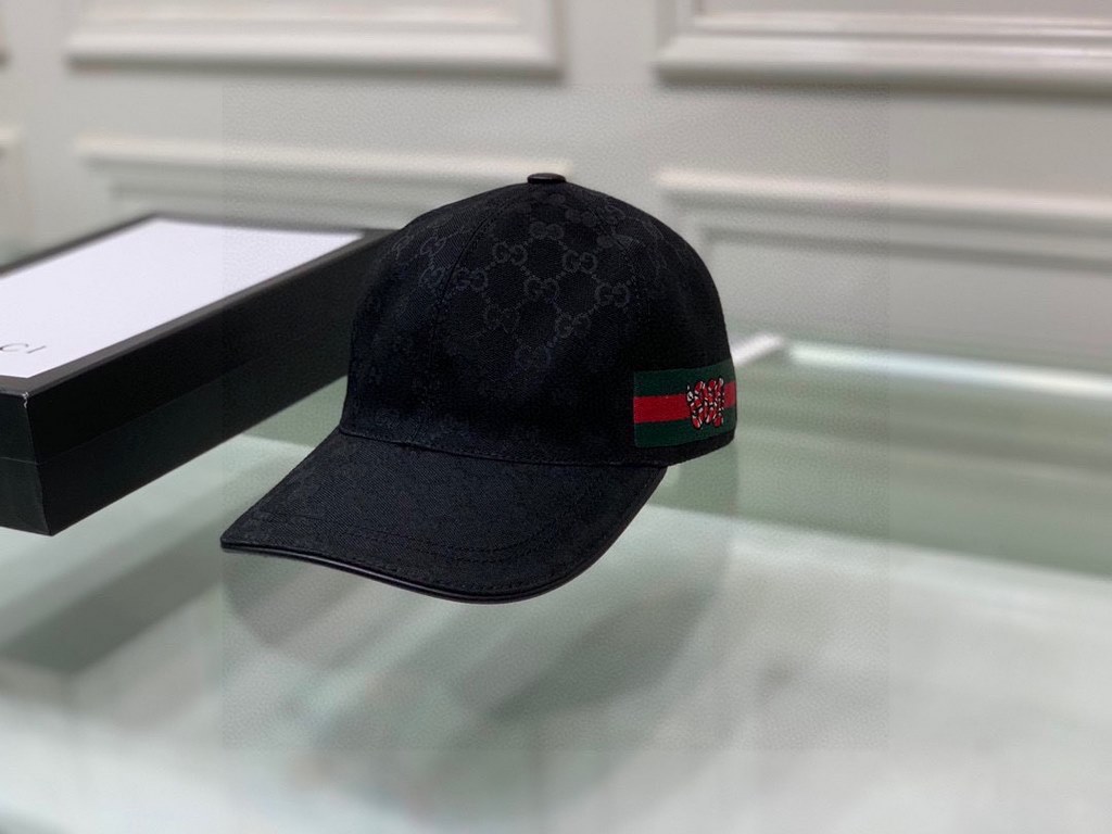 With box bag, Gucci (Gucci) new original single baseball cap, embroidered python, 11 open mold customized, heavy embroidery, delicate luxury, details comparable to the counter, original canvas material   head layer cowhi