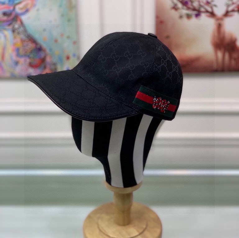 With box bag, Gucci (Gucci) new original single baseball cap, embroidered python, 11 open mold customized, heavy embroidery, delicate luxury, details comparable to the counter, original canvas material   head layer cowhi