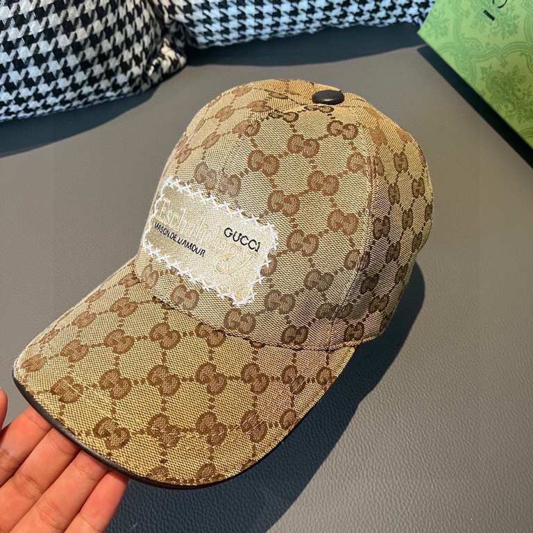 New model shipmentWith box bag, Gucci (Gucci) new original single baseball cap, heavy embroidery, 11 open mold customized, details comparable to the counter, the original canvas material   head cowhide, cotton lining, th