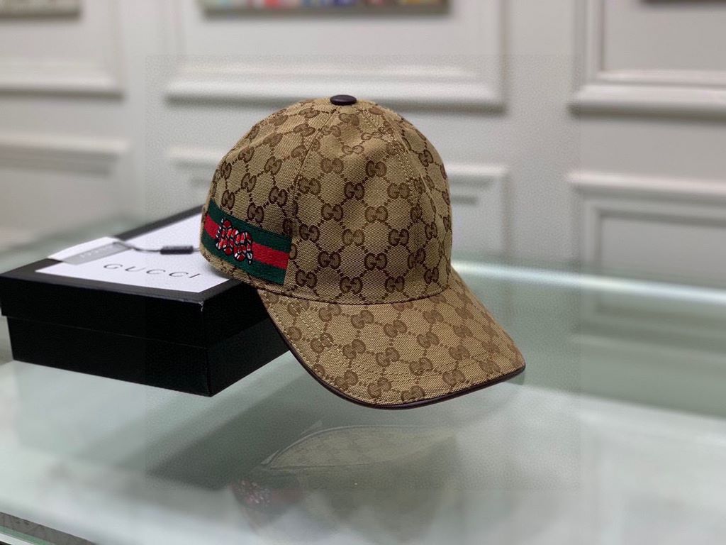 With box bag, Gucci (Gucci) new original single baseball cap, embroidered python, 11 open mold customized, heavy embroidery, delicate luxury, details comparable to the counter, original canvas material   head layer cowhi